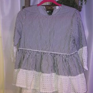 Cute long sleeve shirt, thrifted!